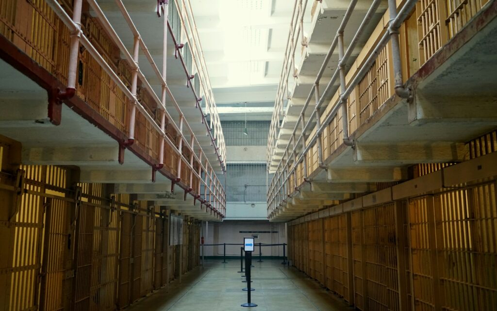 Alcatraz Day Tour vs Night Tour: which one should you choose?